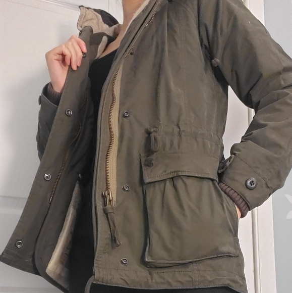 ARITZIA Griffith Parka, Military Edition - Picture 2 of 4